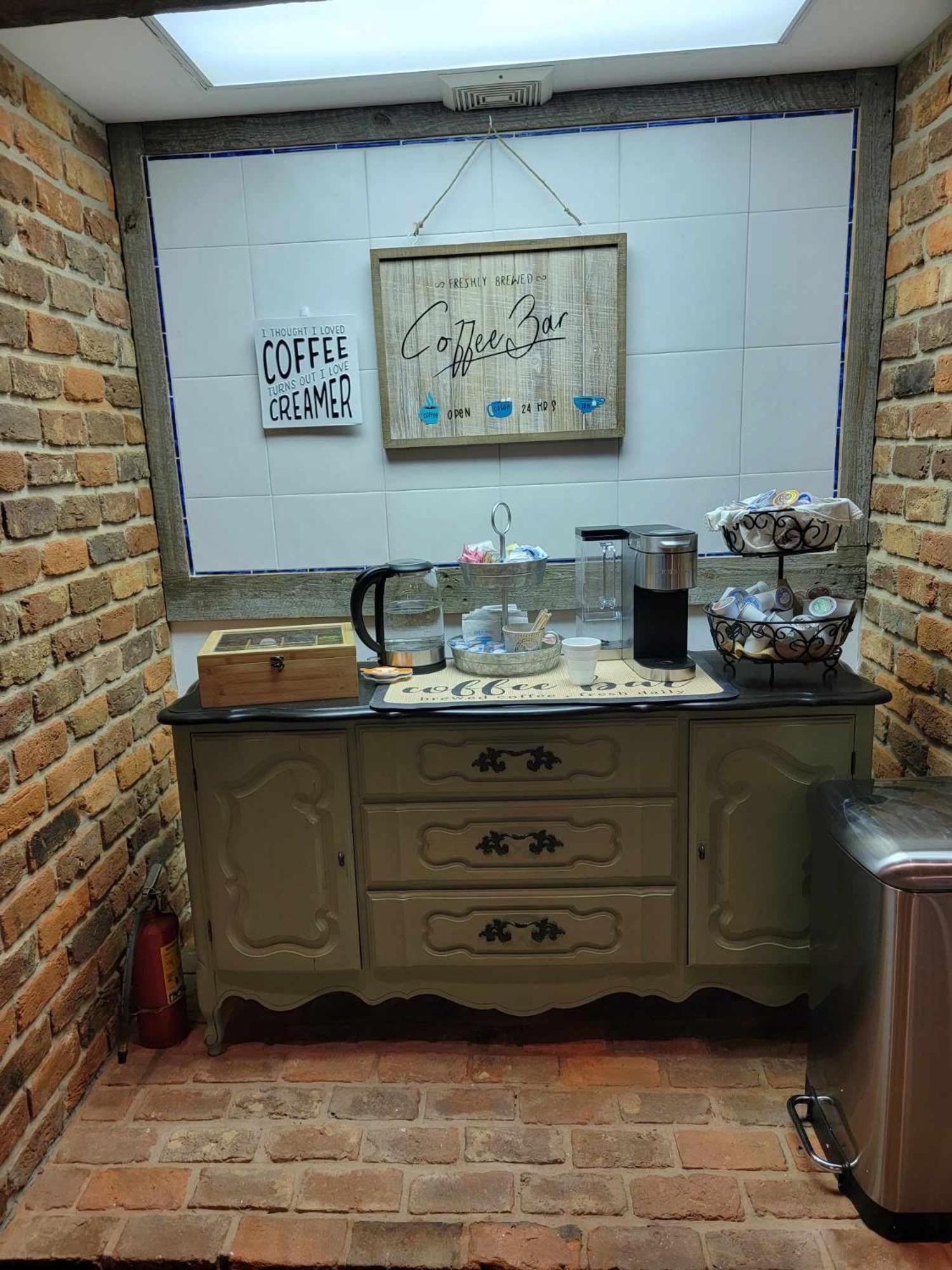 Moonlight Manor Bed & Breakfast Floyd Bagian luar foto